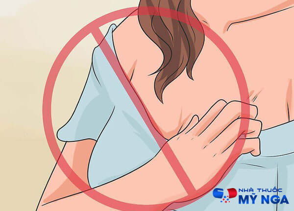 Bị ngứa ở phần ngực